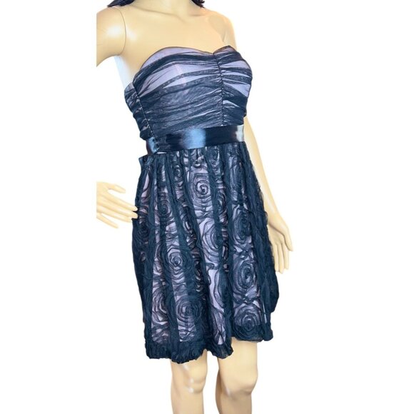 AUW Strapless Formal Dress with Black Tulle Rosette Overlay Size‎ 5 - Picture 3 of 8